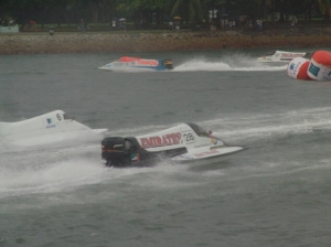 Simon Fisher racing in F1 Powerboat